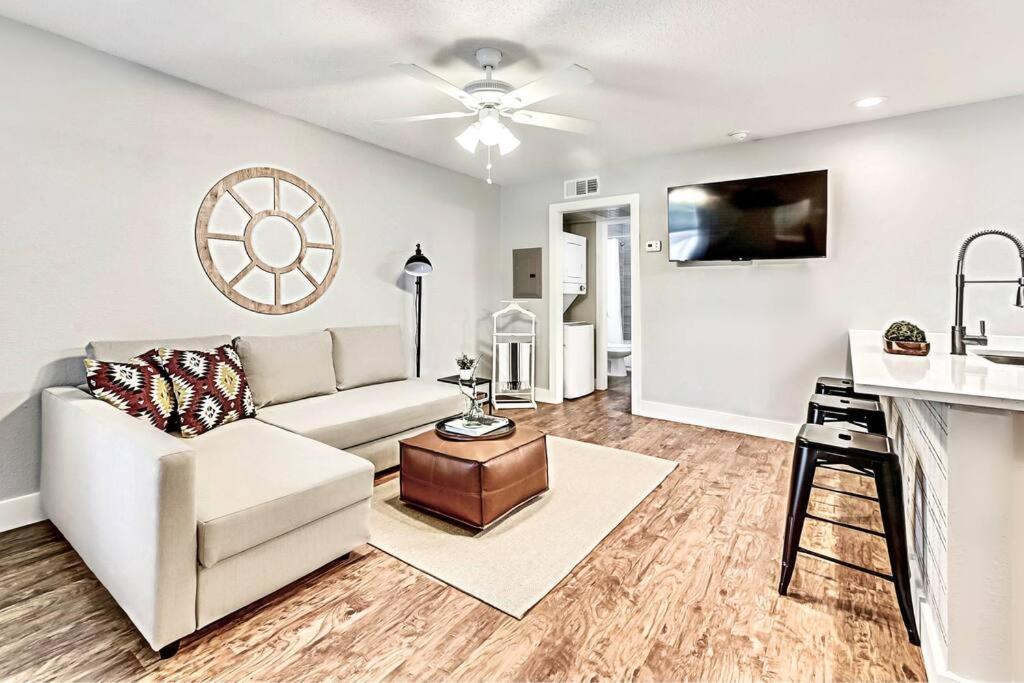 New - Near Deep Ellum + Downtown Dallas Flat Exteriör bild
